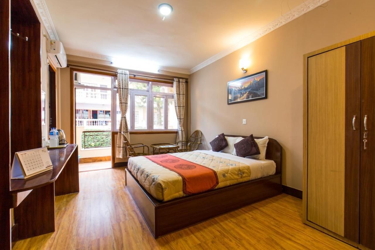 Hotel Acme Inn Kathmandu Buitenkant foto