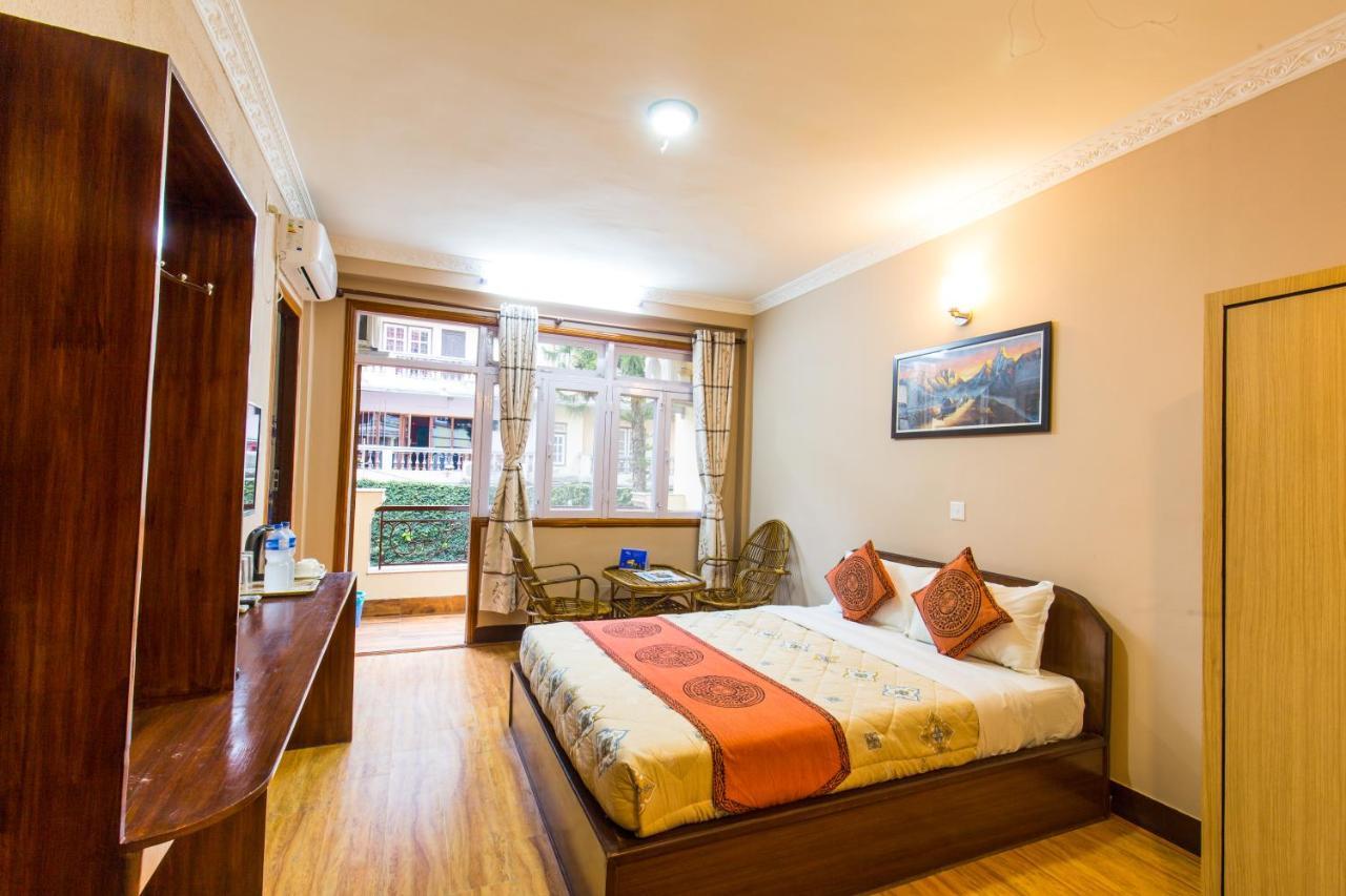 Hotel Acme Inn Kathmandu Buitenkant foto