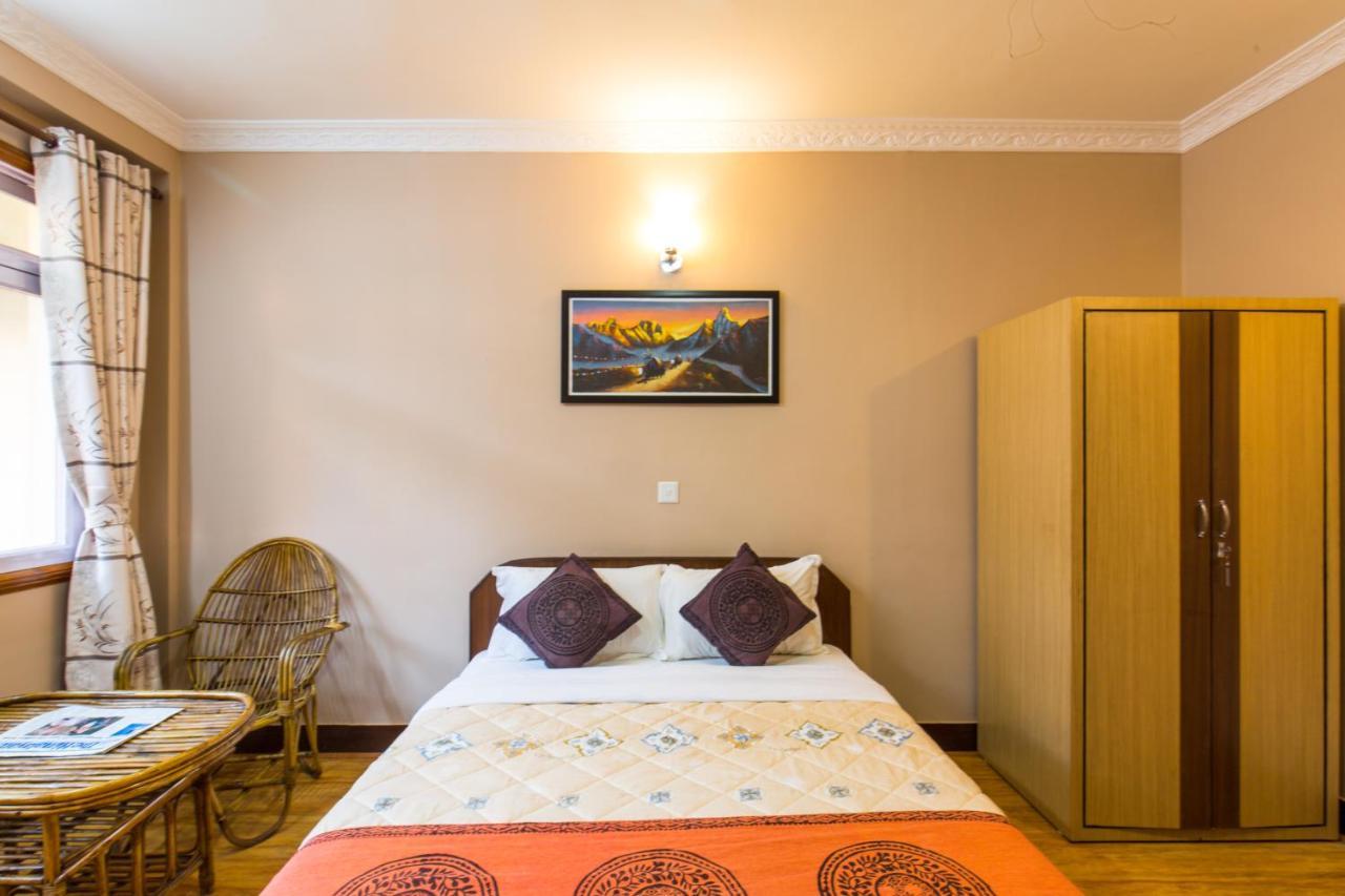 Hotel Acme Inn Kathmandu Buitenkant foto