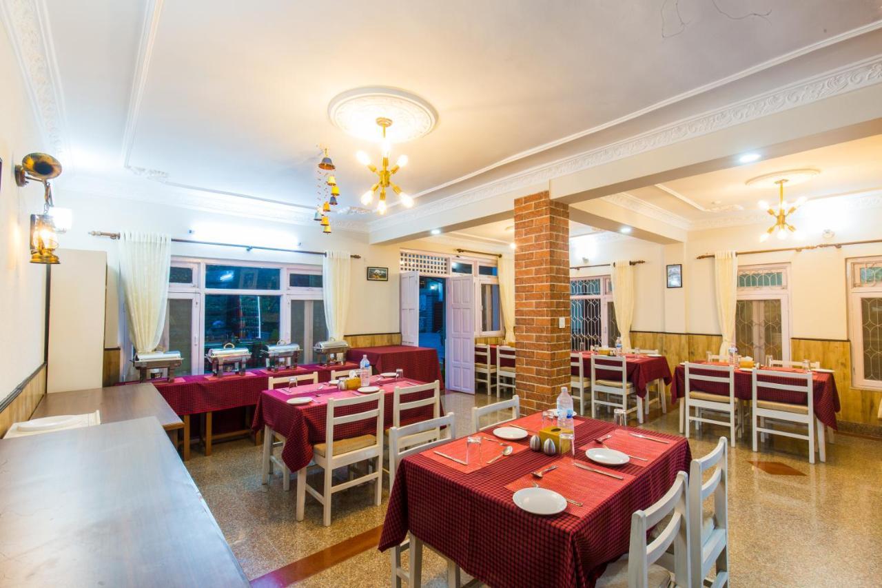 Hotel Acme Inn Kathmandu Buitenkant foto